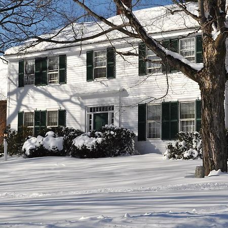 Colby Hill Inn Henniker Екстериор снимка