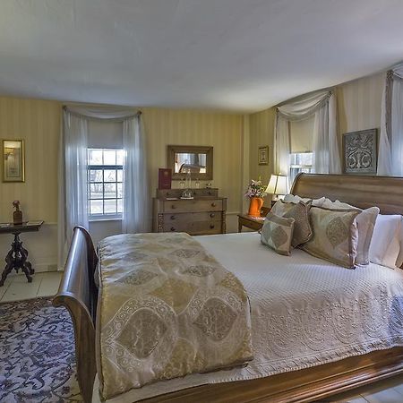Colby Hill Inn Henniker Екстериор снимка